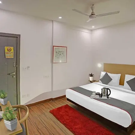 Townhouse Samaypur Badli Metro Station Formerly Hotel Bansal